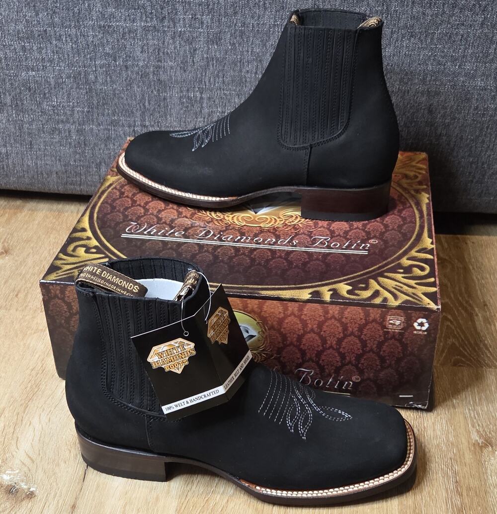 White Diamonds Botin Men's Black Nubuck Chelsea Ankle Boots Round Toe US 7.5